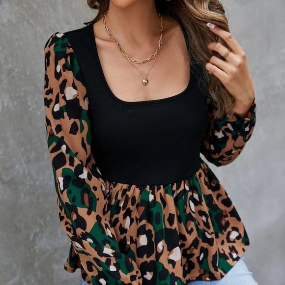 animal Print Lantern Sleeve Peplum Top - Picture 1 of 5